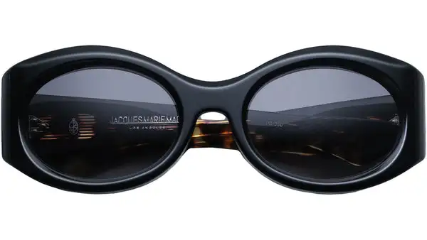 Gia Noir 11